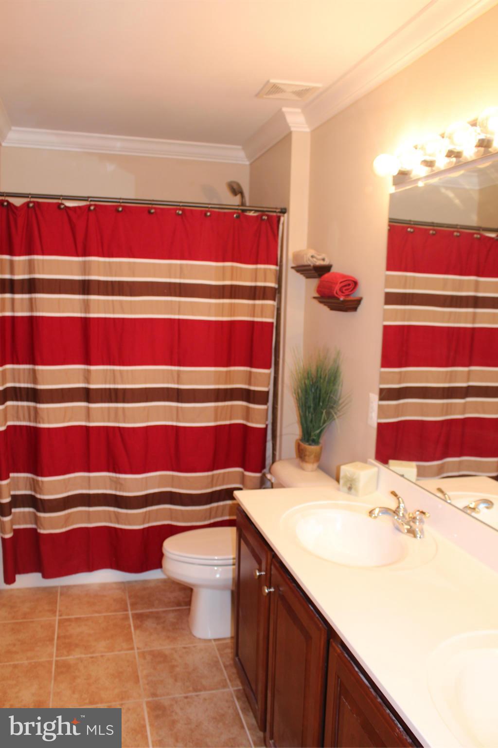 9202 Charterhouse Road Frederick, MD 21704 - Photo 18 of 28 Bath