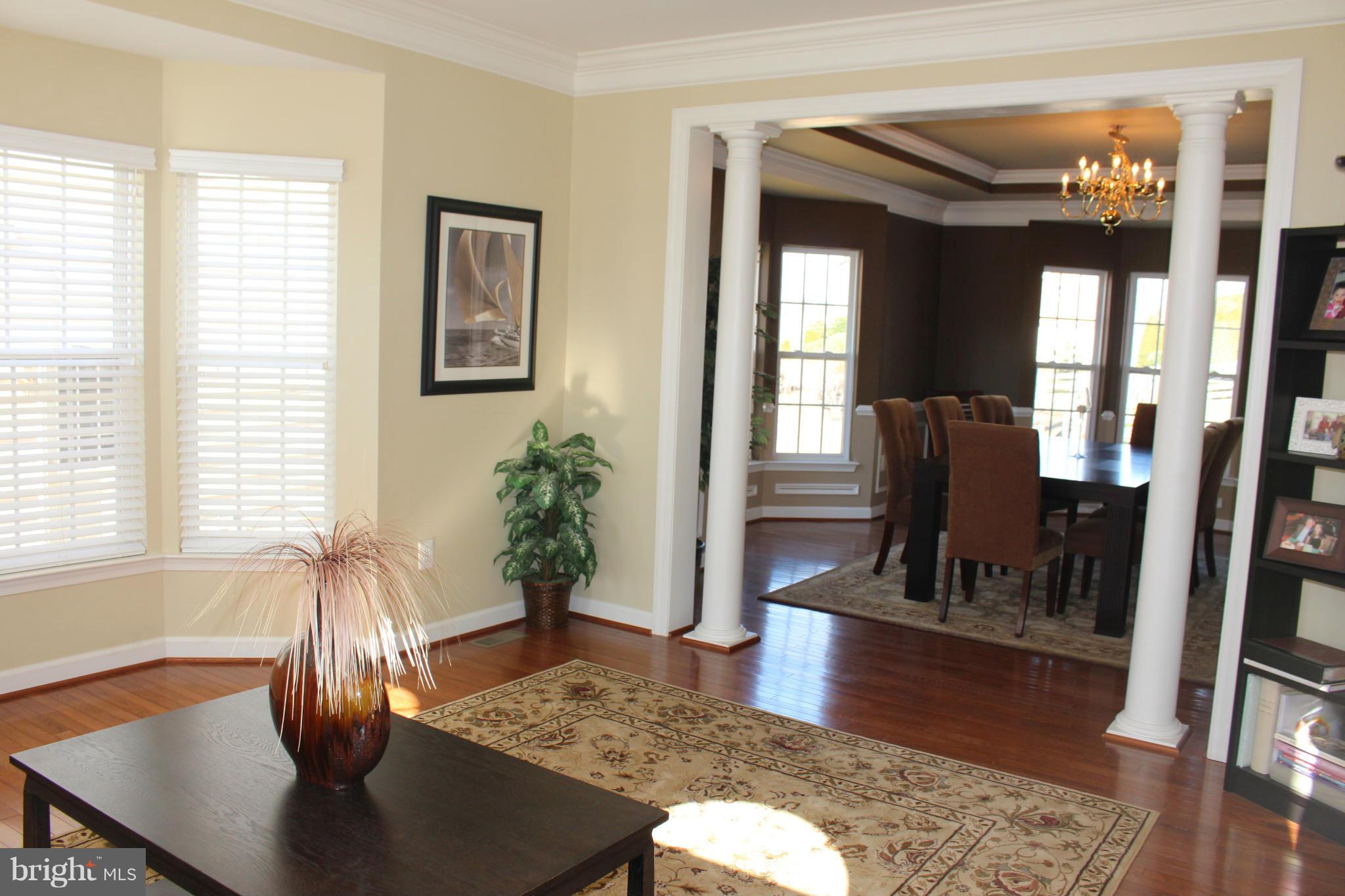 9202 Charterhouse Road Frederick, MD 21704 - Photo 4 of 28 Living Room