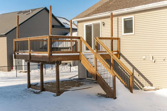 $485,000 | 830 Towne Drive Northeast, Byron, MN 55920