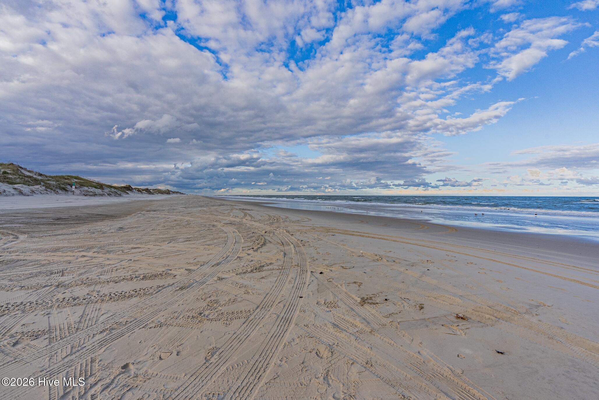 2278 Sandfiddler Road Corolla, NC 27927 - Photo 10 of 12 IMG_9034