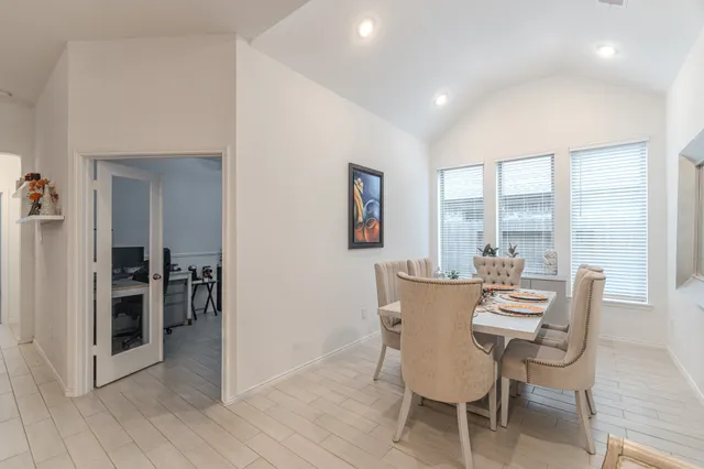 $2,600 | 7419 Caprock Cyn Lane, Porter, TX 77365