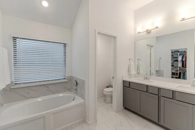 $2,600 | 7419 Caprock Cyn Lane, Porter, TX 77365