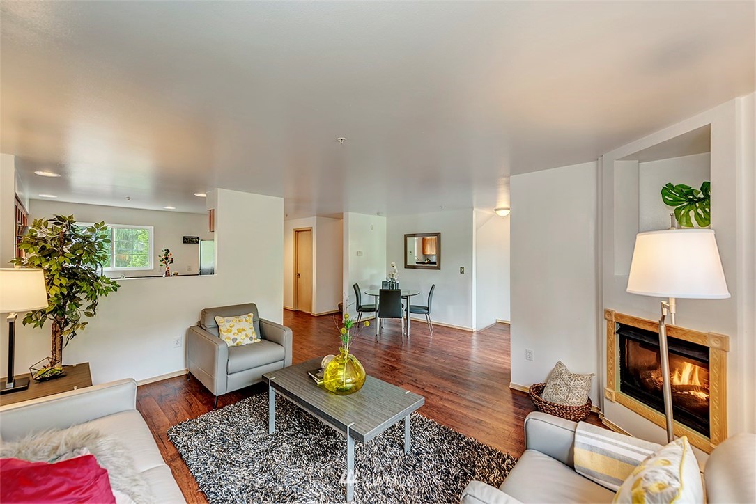 17319 Riverside Place, Unit 2C Bothell, WA 98011 - Photo 2 of 15 Gallery Image 2