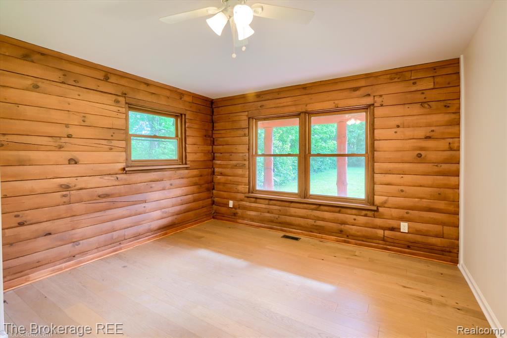 1077 Hadley Road Lapeer, MI 48446 - Photo 26 of 61