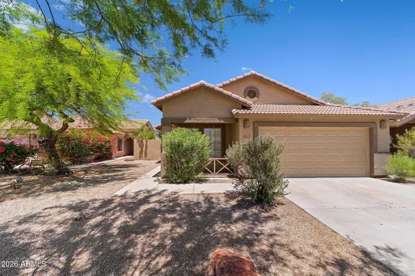 $2,000 | 17534 West Coyote Trail Drive, Goodyear, AZ 85338