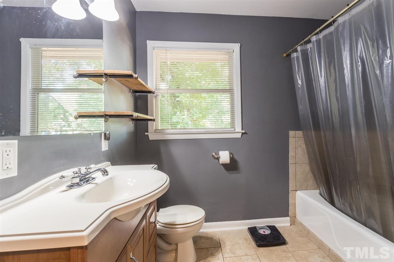 1004 Aversboro Road Garner, NC 27529 - Photo 22 of 29 Gallery Image 22