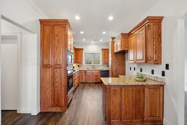 $449,900 | 9100 Arena Drive, Amarillo, TX 79119