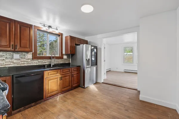 $399,000 | 510 Roosevelt Trail, Casco, ME 04015