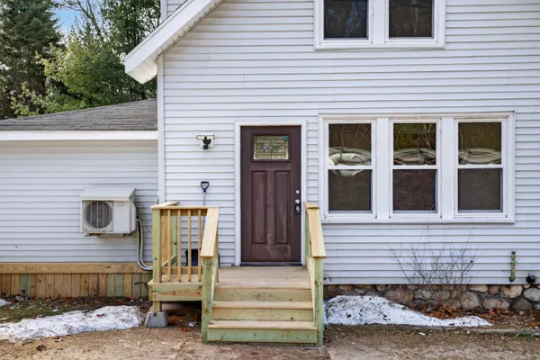 $399,000 | 510 Roosevelt Trail, Casco, ME 04015