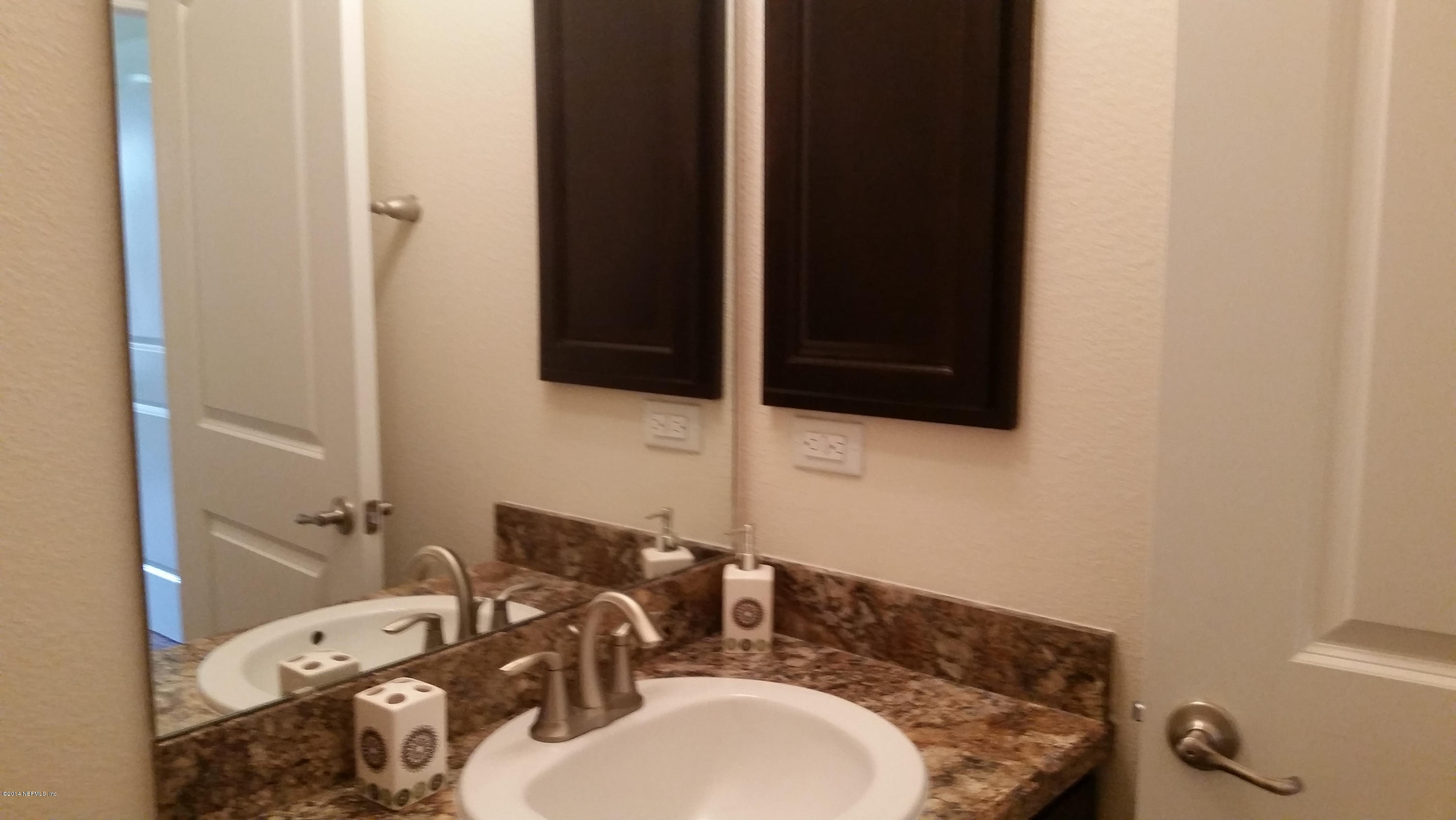 5736 Royalty Road Jacksonville, FL 32254 - Photo 14 of 18 2nd Bath Vanity