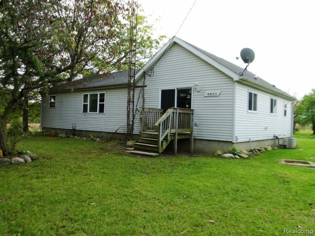 4901 5 Lakes Road North Branch, MI 48461 - Photo 3 of 32 Front.JPG