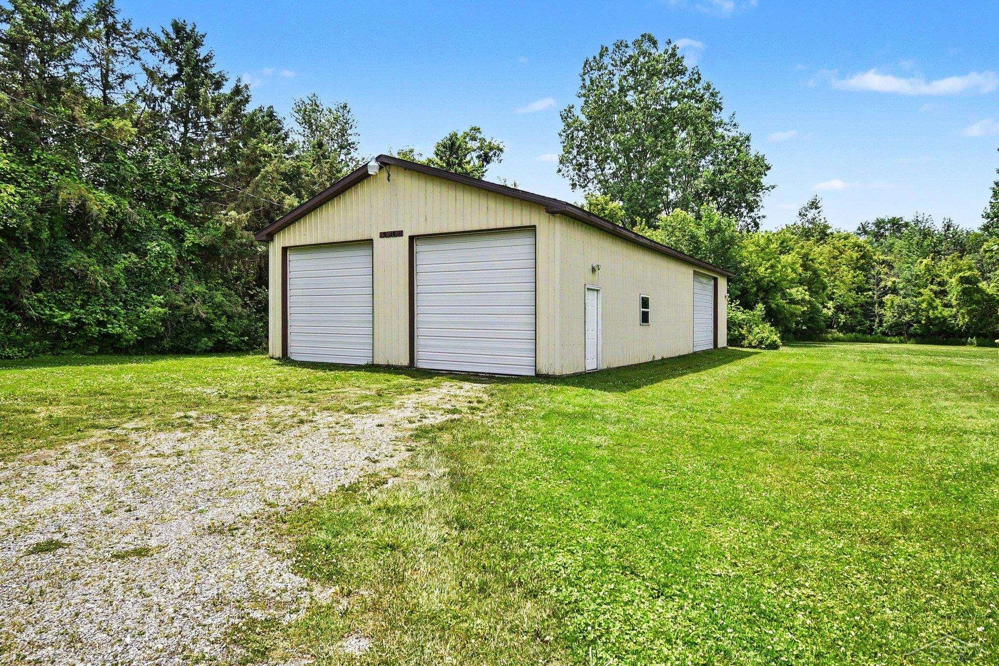 2577 North Brennan Road Hemlock, MI 48626 - Photo 25 of 41