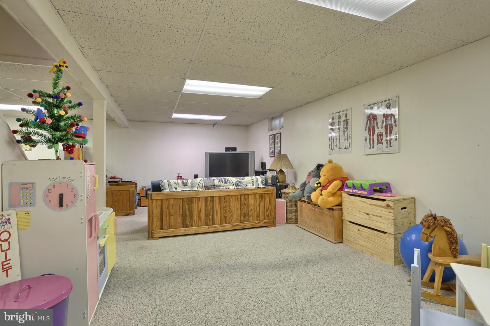 104 Harvey Road Hershey, PA 17033 - Photo 33 of 45 Gallery Image 33