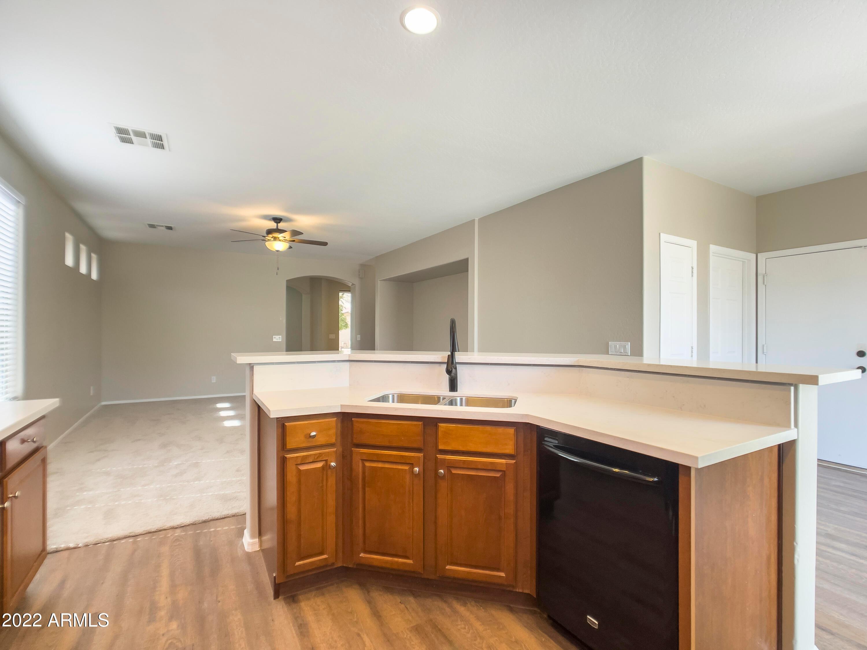 2622 West Florentine Road Phoenix, AZ 85086 - Photo 11 of 46 Photo #11