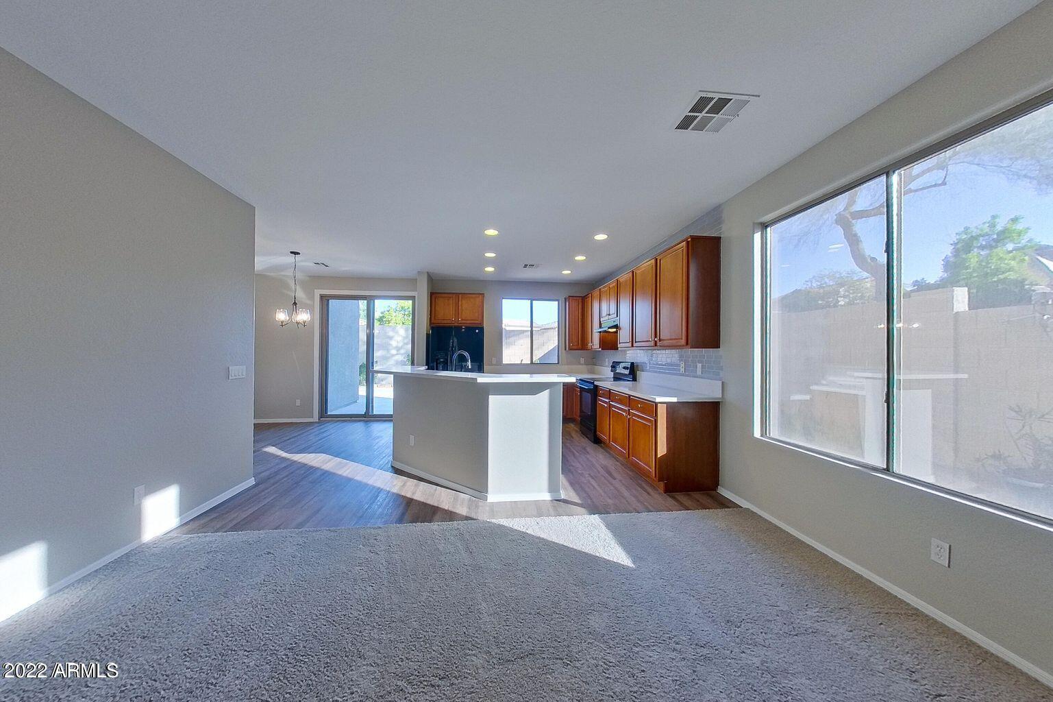 2622 West Florentine Road Phoenix, AZ 85086 - Photo 9 of 46 Photo #9