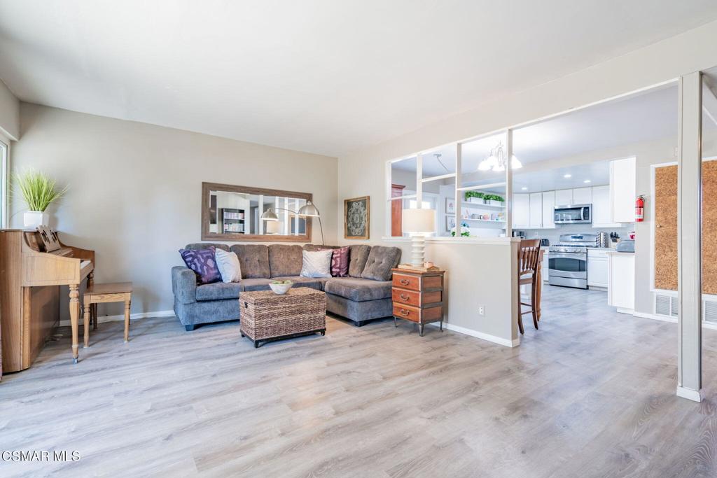 2145 Cochran Street Simi Valley, CA 93065 - Photo 18 of 38
