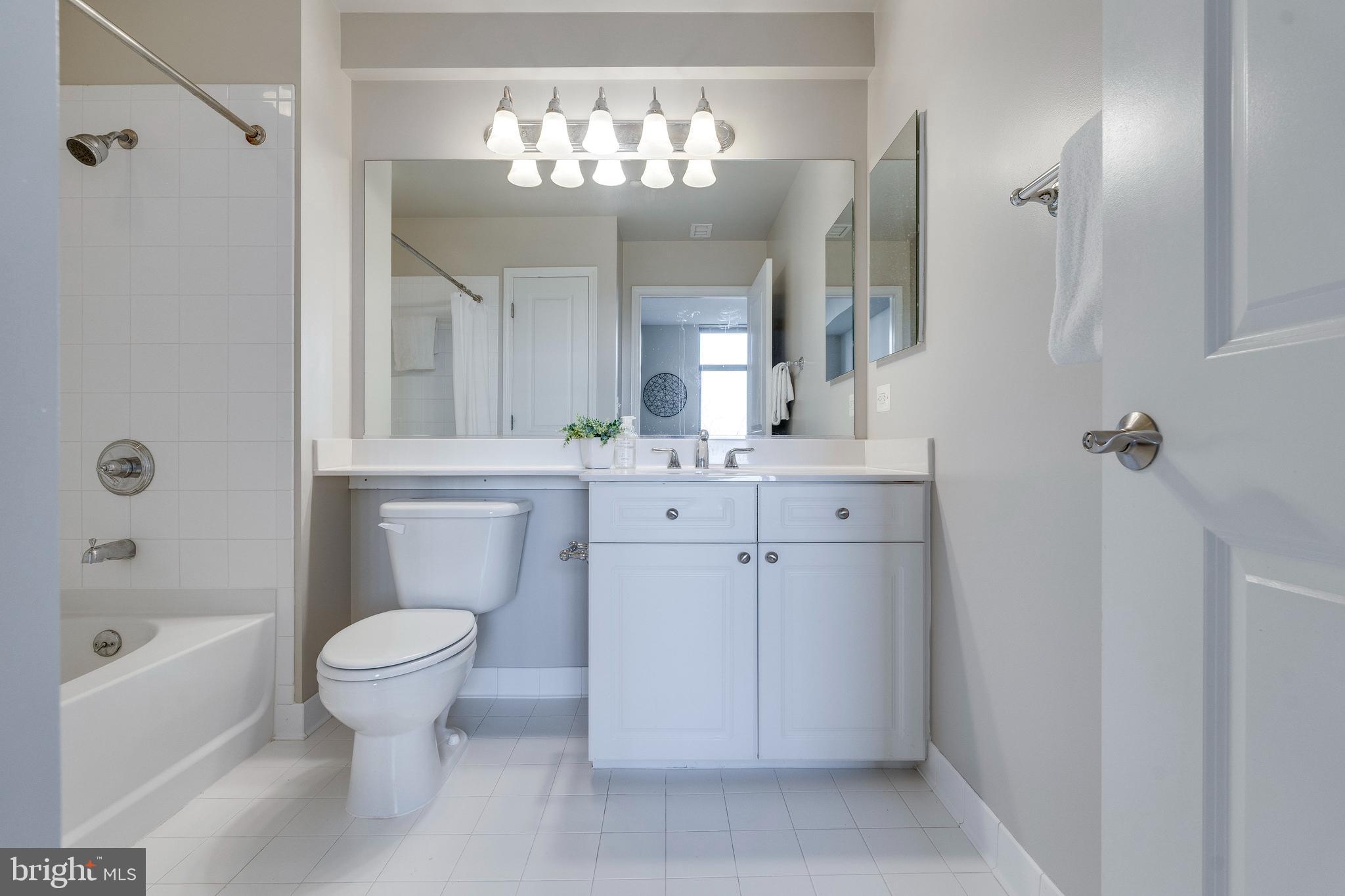 11700 Old Georgetown Road, Unit 409 Rockville, MD 20852 - Photo 21 of 35 Gallery Image 21