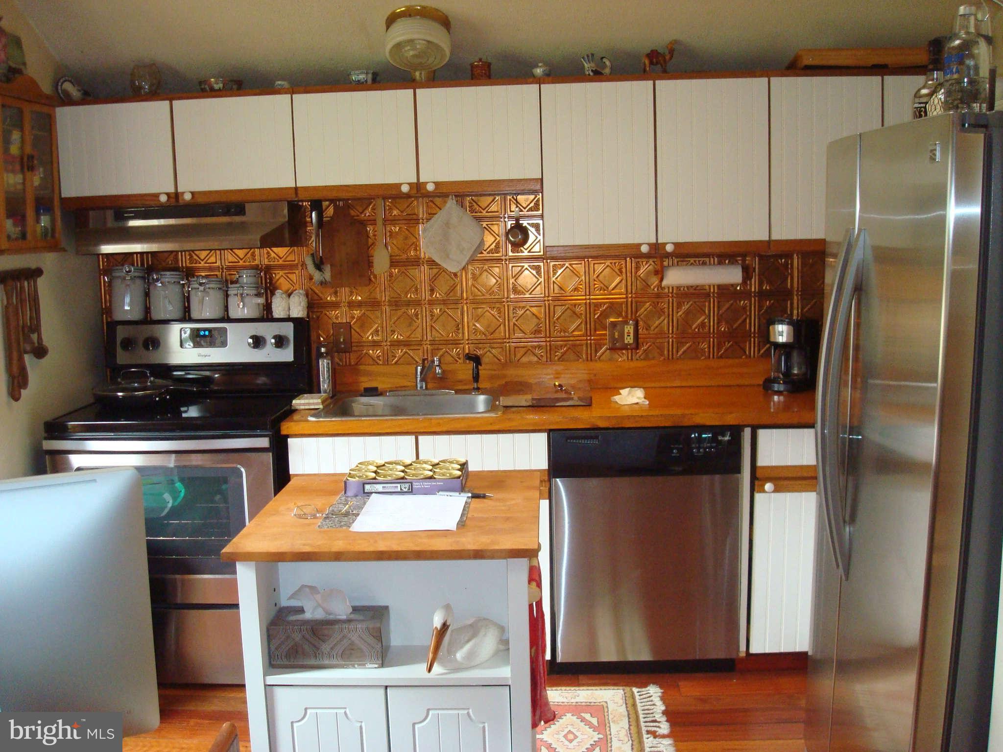 5105 Sudley Road Manassas, VA 20109 - Photo 5 of 30 Kitchen