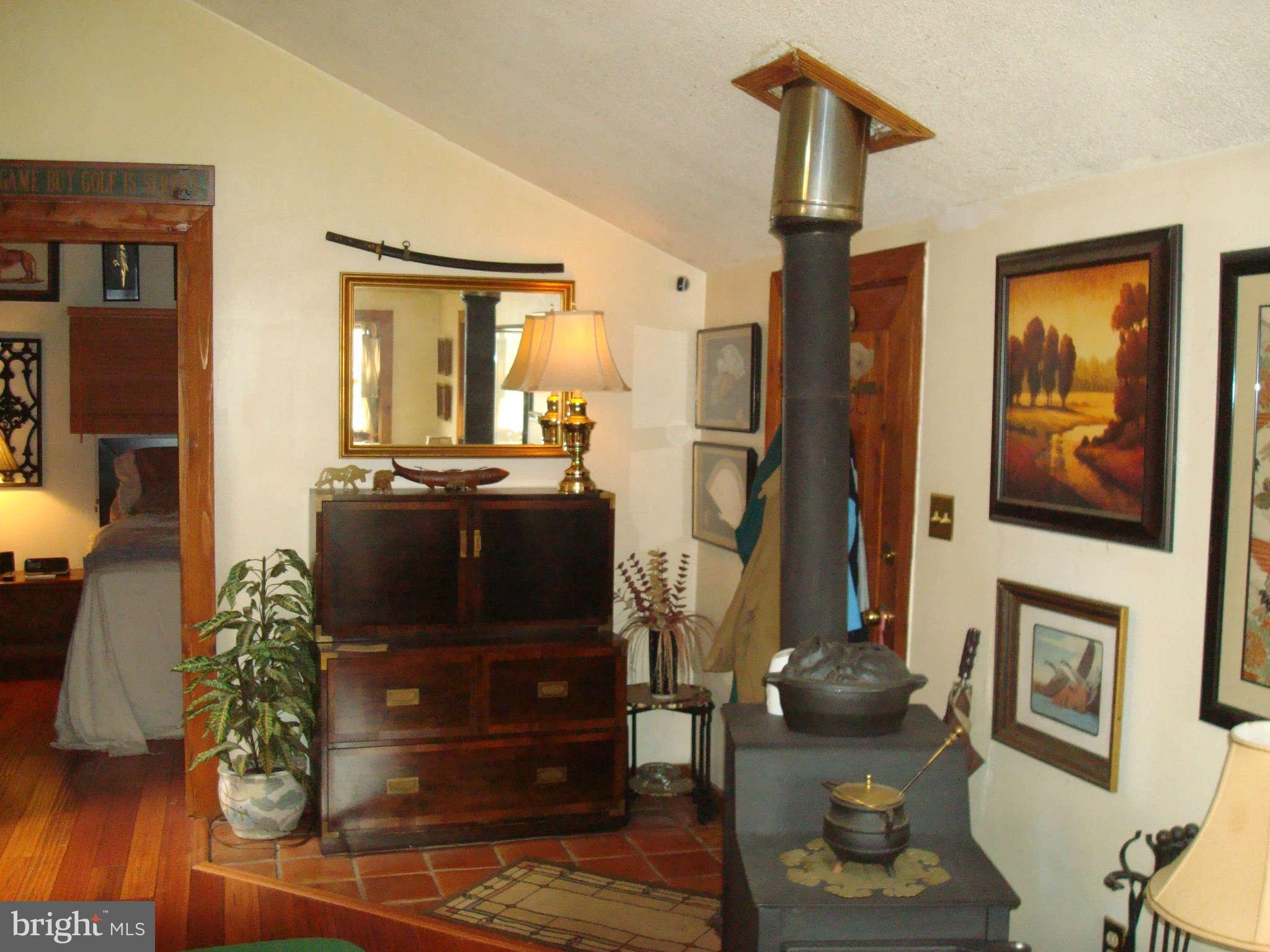5105 Sudley Road Manassas, VA 20109 - Photo 10 of 30 Living Room