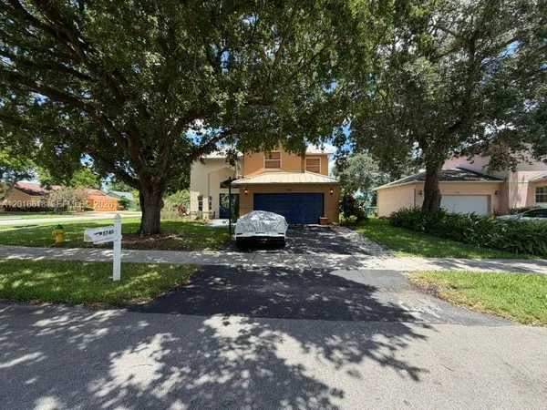 $4,400 | 5740 Southwest 57th Way, Davie, FL 33314