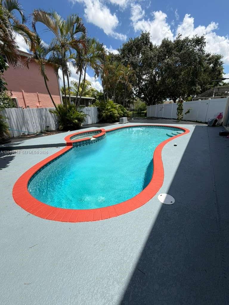 5740 Southwest 57th Way Davie, FL 33314 - Photo 13 of 20
