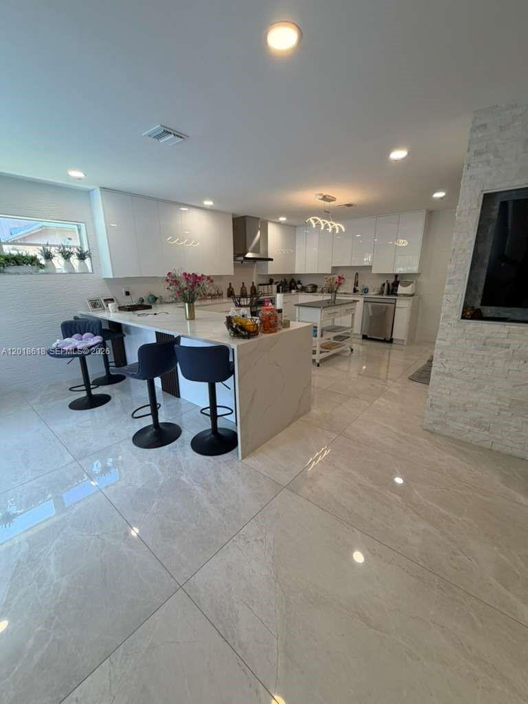 5740 Southwest 57th Way Davie, FL 33314 - Photo 16 of 20