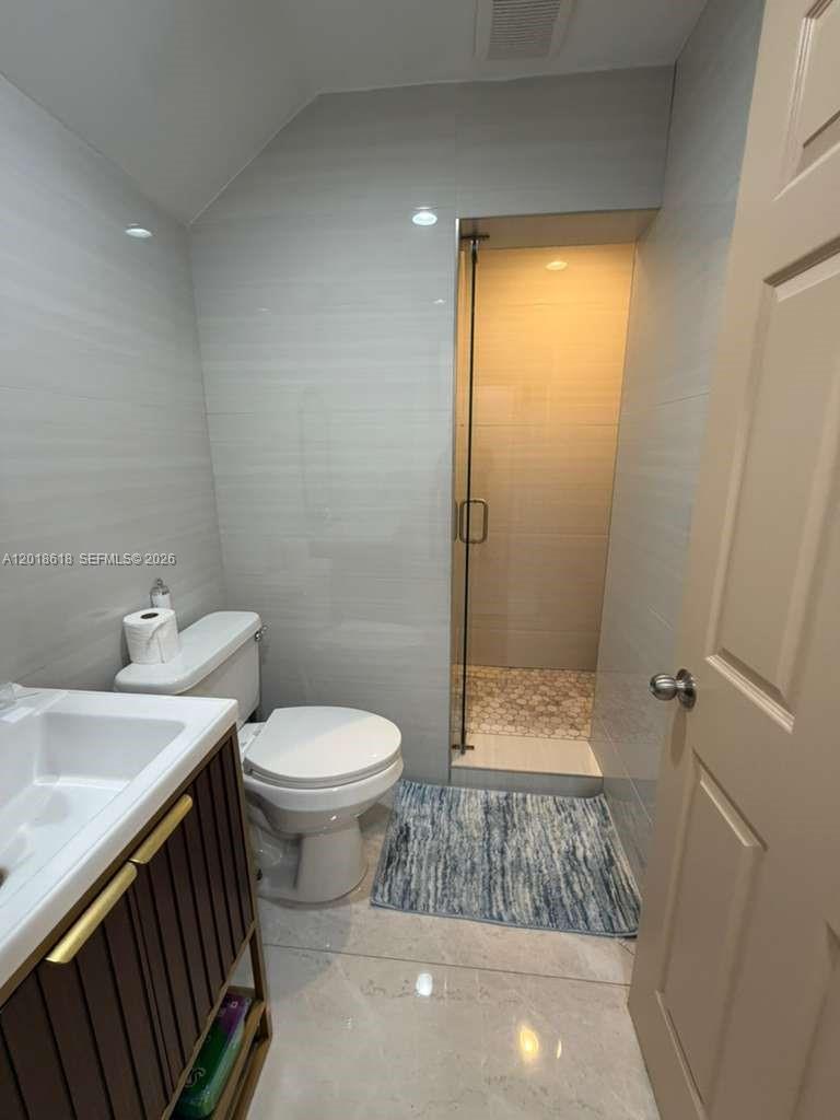5740 Southwest 57th Way Davie, FL 33314 - Photo 5 of 20