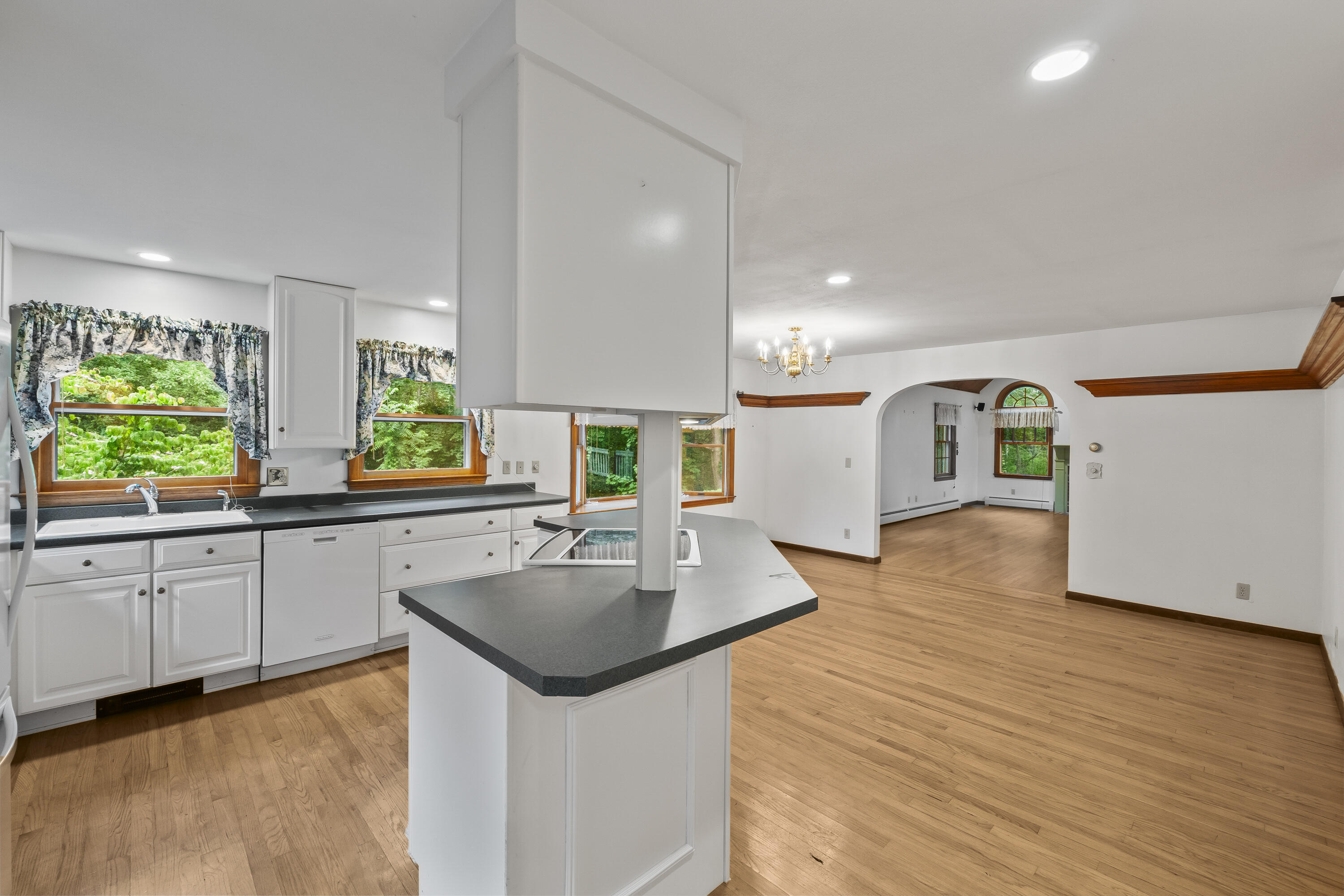 31 Pine Hill Road South Cape Neddick, ME 03902 - Photo 14 of 45 Kitchen & Dining