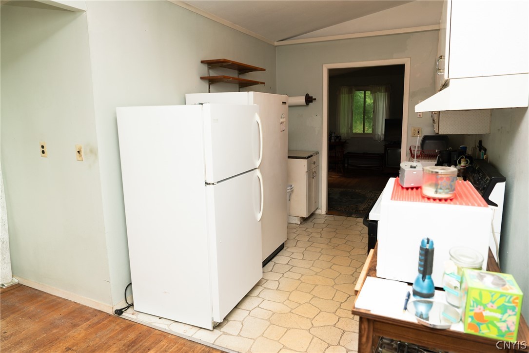 7489 Murray Drive Cicero, NY 13039 - Photo 9 of 35