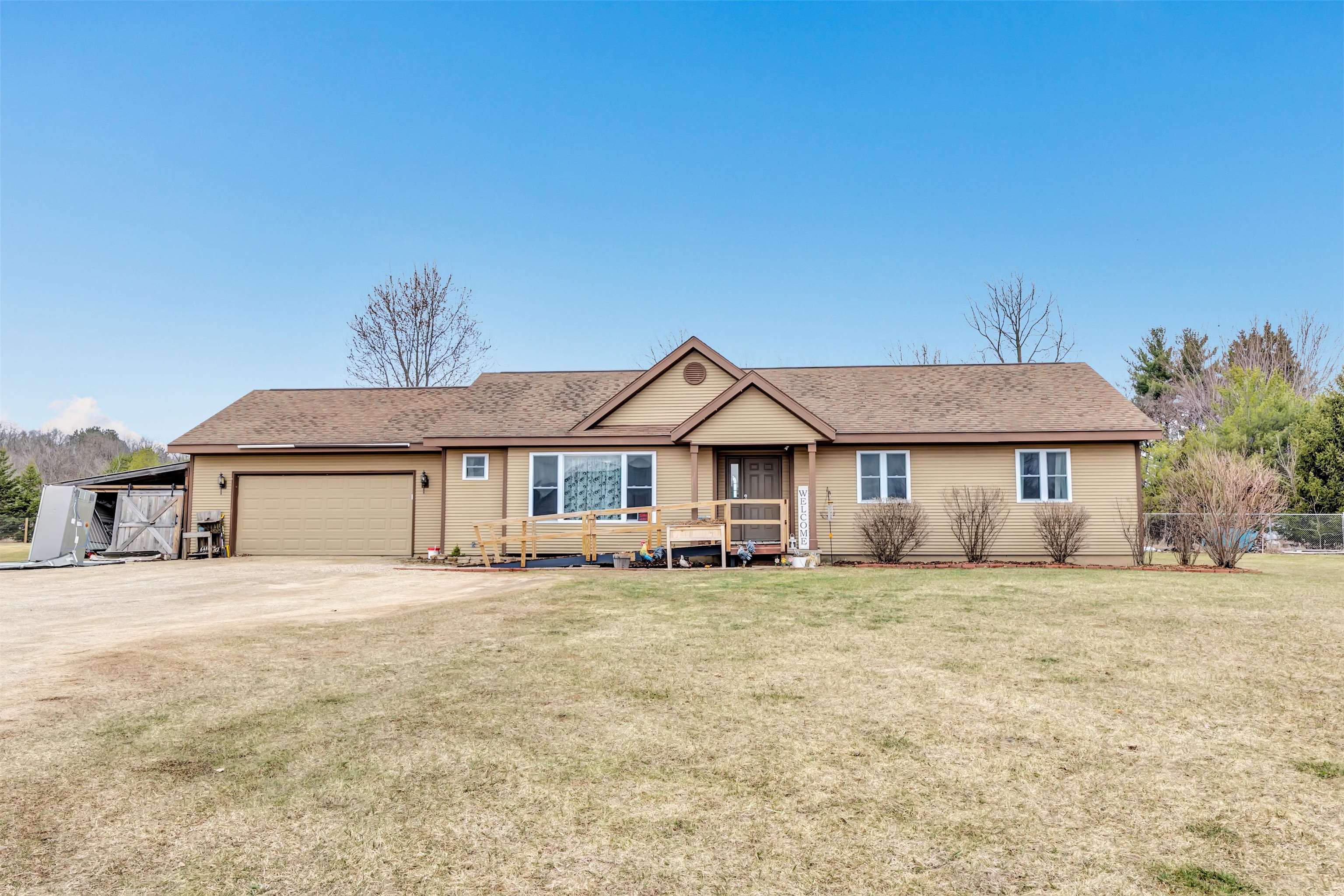 801 Simon Street Wild Rose, WI 54984 - Photo 1 of 41