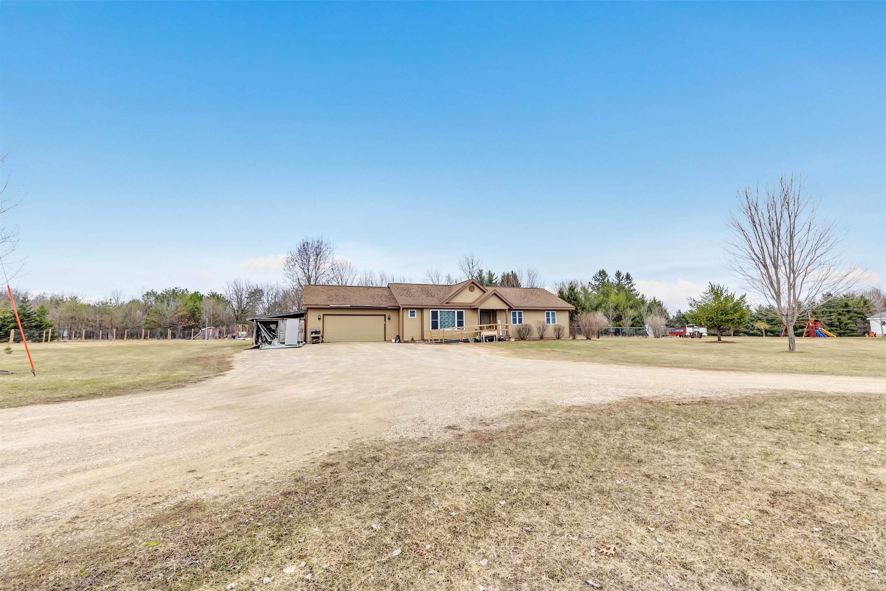 801 Simon Street Wild Rose, WI 54984 - Photo 28 of 41