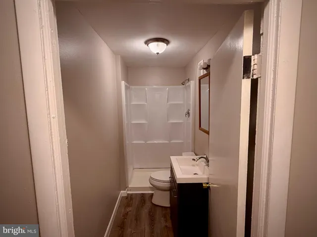 $1,900 | 220 Delsea Drive, Unit 1R, Westville, NJ 08093