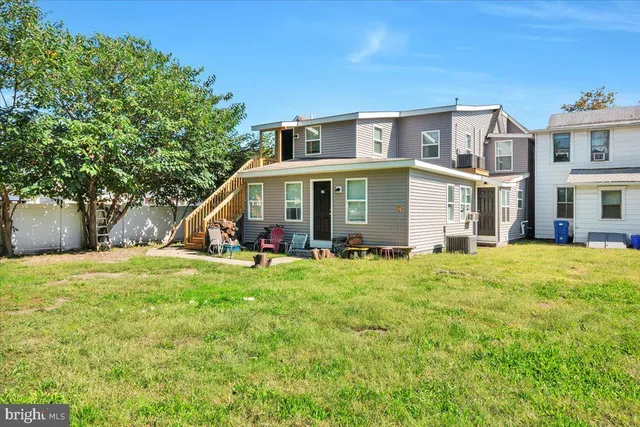 $1,900 | 220 Delsea Drive, Unit 1R, Westville, NJ 08093