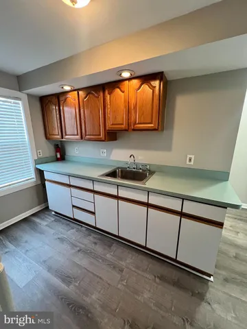 $1,900 | 220 Delsea Drive, Unit 1R, Westville, NJ 08093