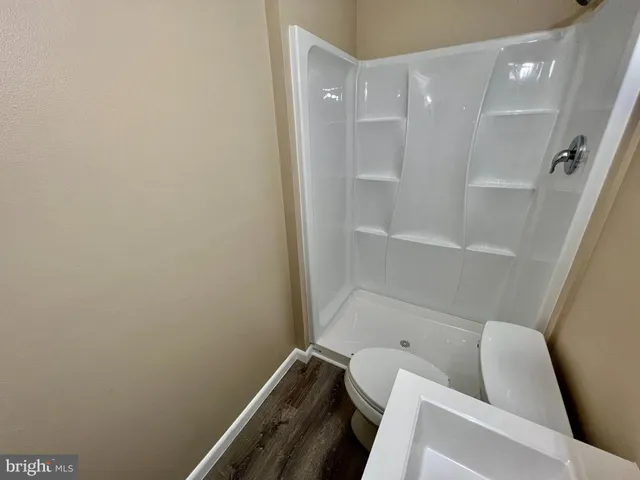 $1,900 | 220 Delsea Drive, Unit 1R, Westville, NJ 08093