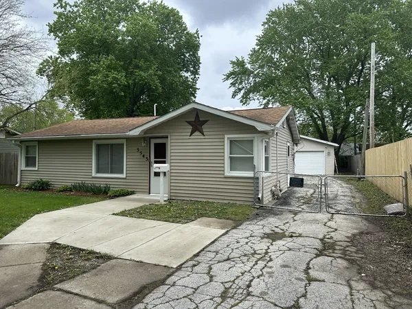 $1,850 | 3543 William Street, Steger, IL 60475