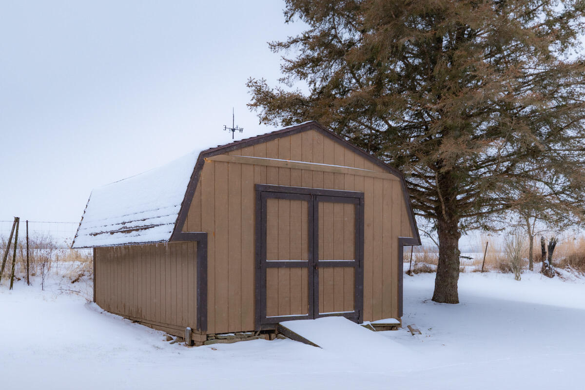 17903 English Road Manchester, MI 48158 - Photo 15 of 17 1S1A0218