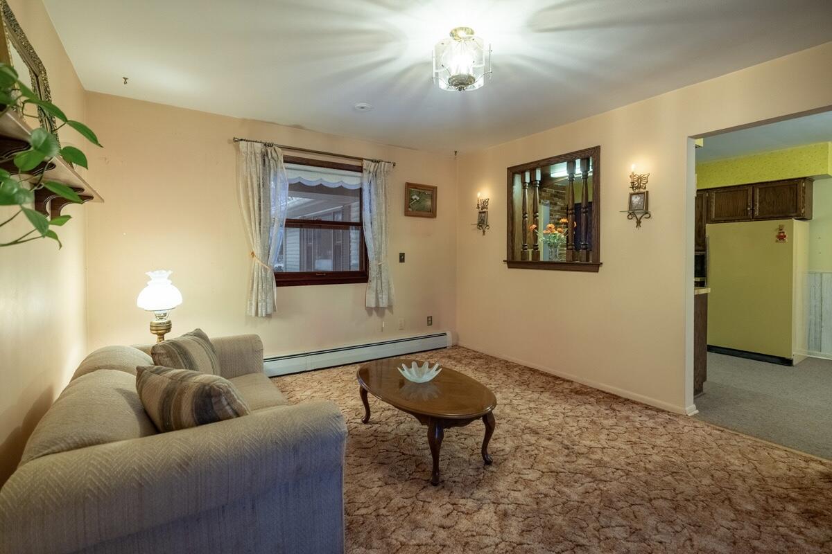 17903 English Road Manchester, MI 48158 - Photo 5 of 17 1S1A0254-HDR