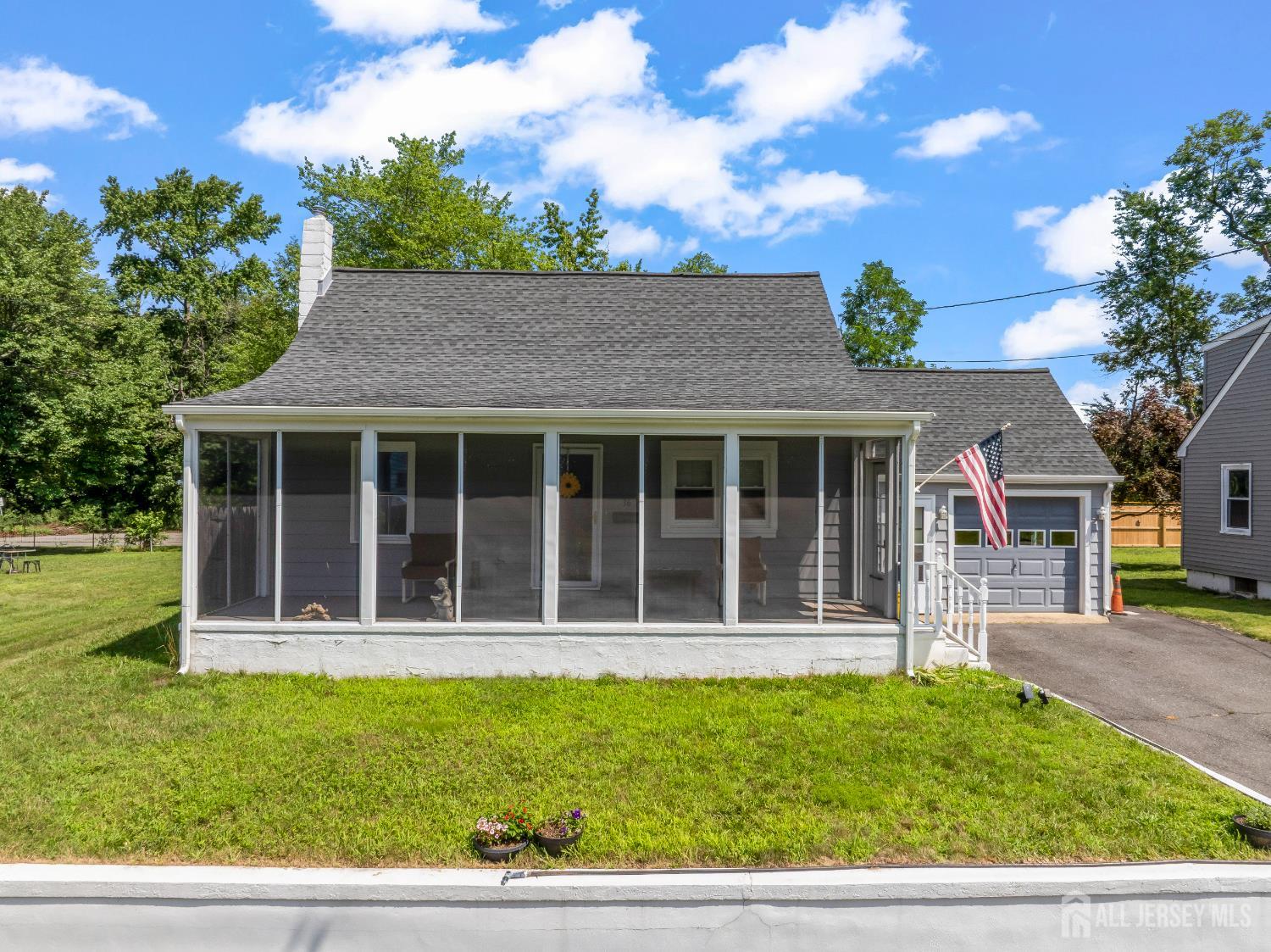 36 Collins Road Hamilton, NJ 08619 - Photo 1 of 32