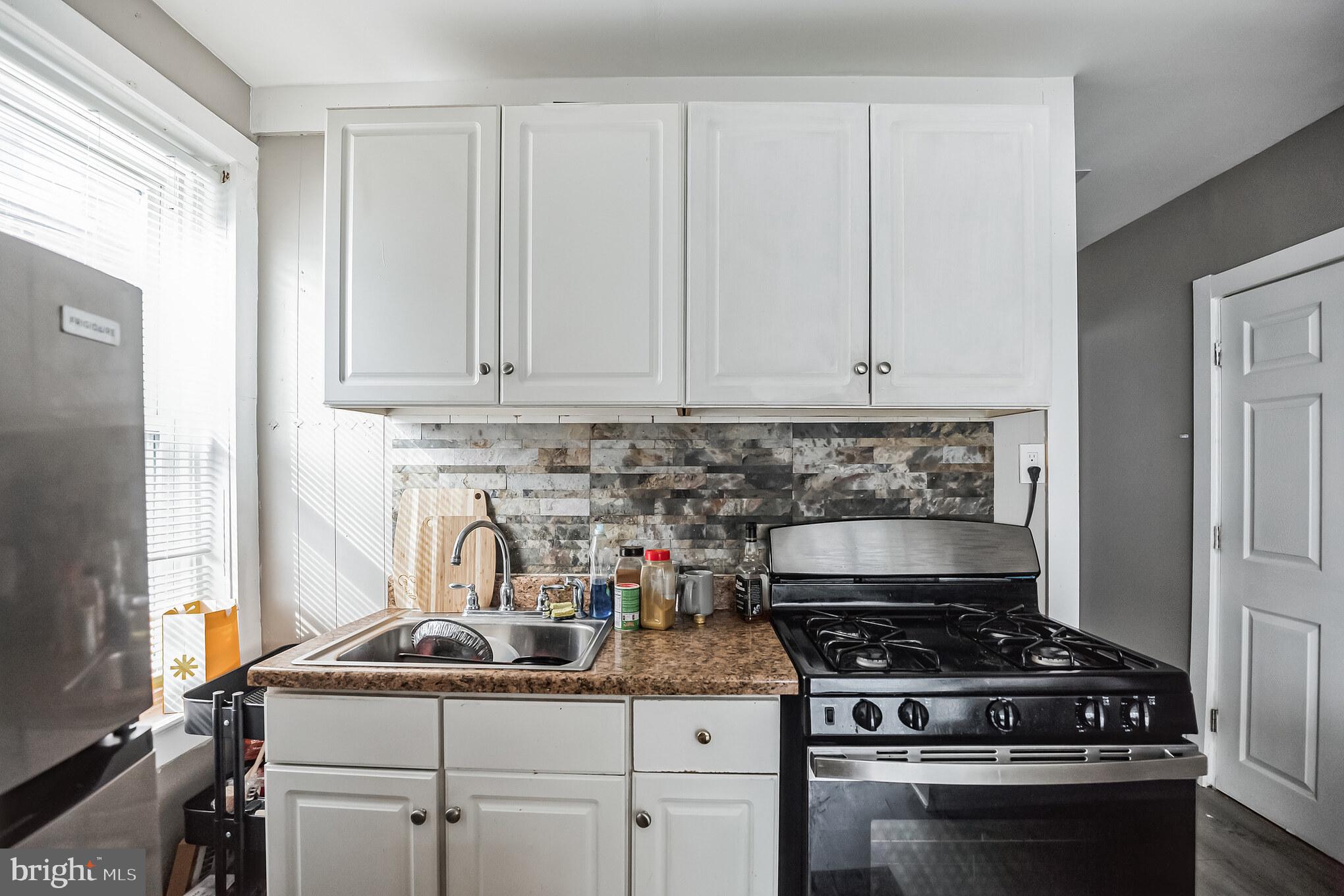 207 MacDade Boulevard Collingdale, PA 19023 - Photo 15 of 30