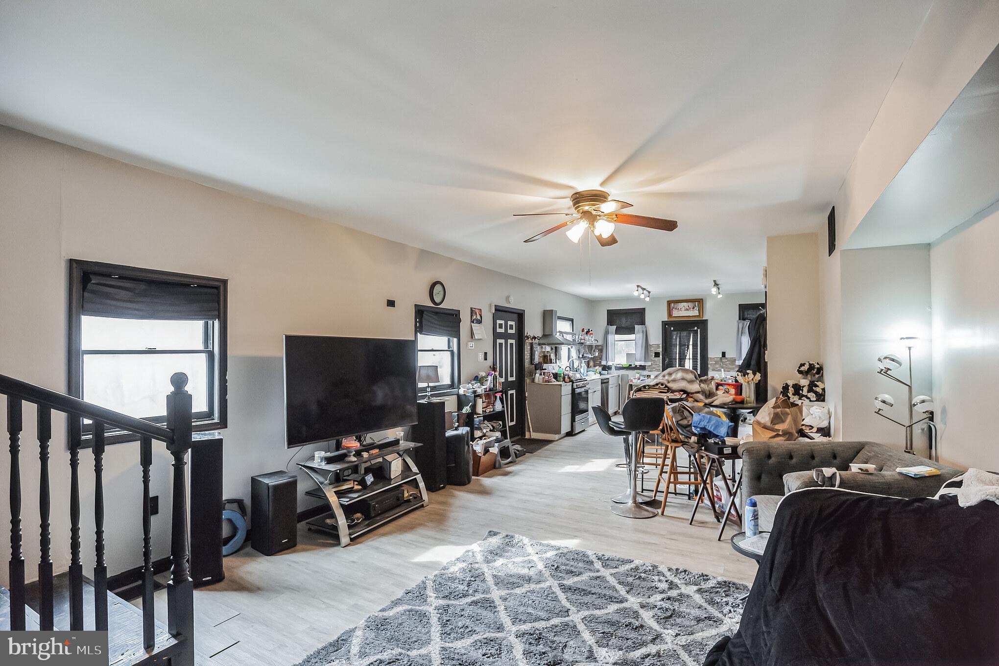 207 MacDade Boulevard Collingdale, PA 19023 - Photo 5 of 30