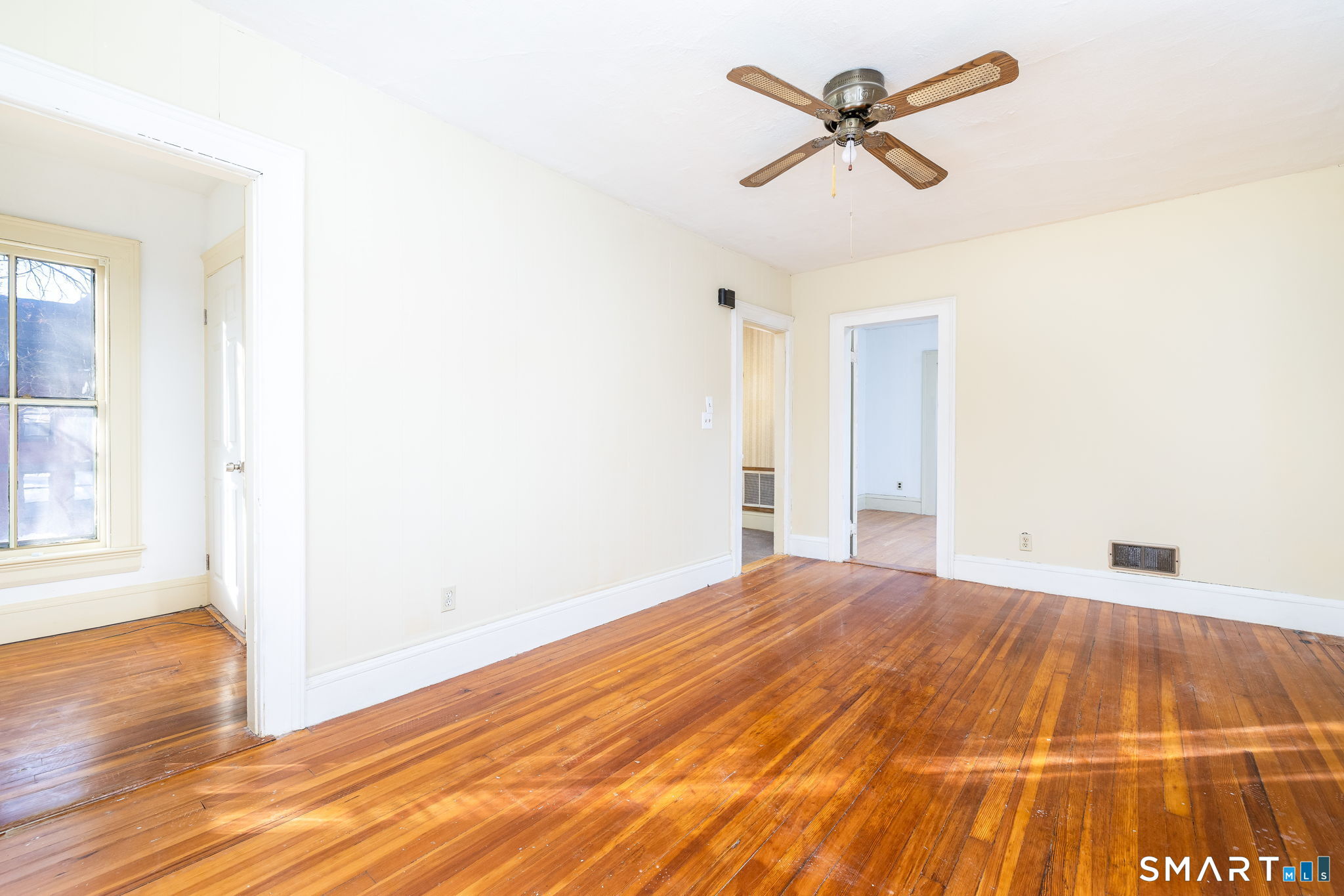 187 Center Street Bristol, CT 06010 - Photo 21 of 40