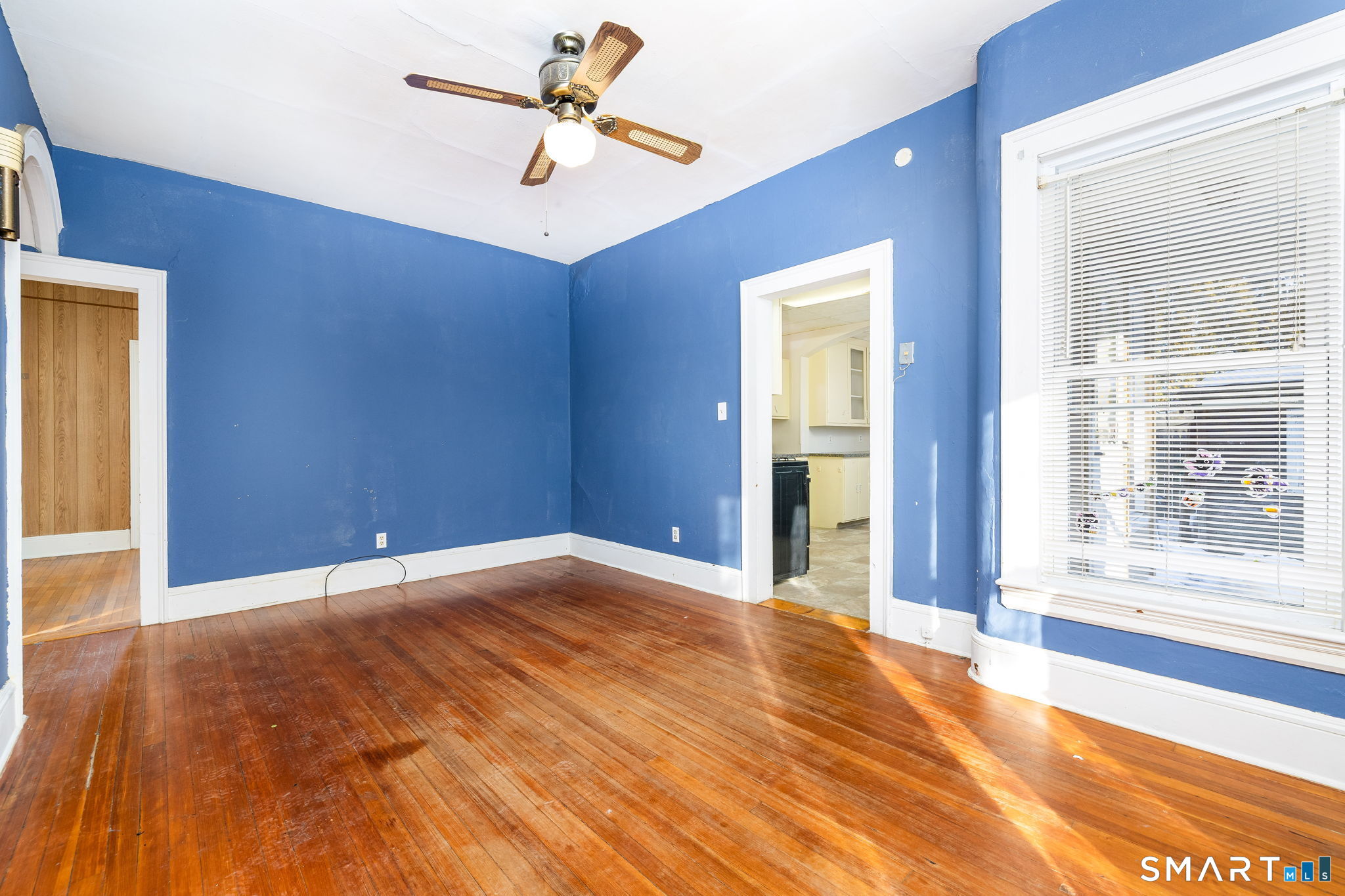 187 Center Street Bristol, CT 06010 - Photo 3 of 40