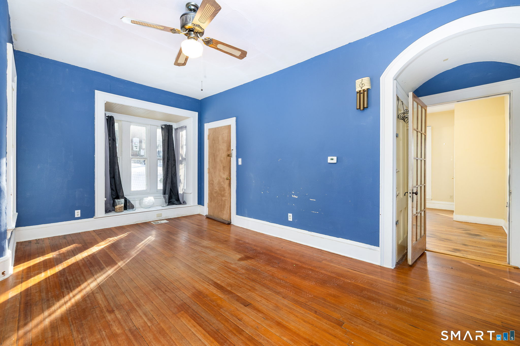 187 Center Street Bristol, CT 06010 - Photo 4 of 40