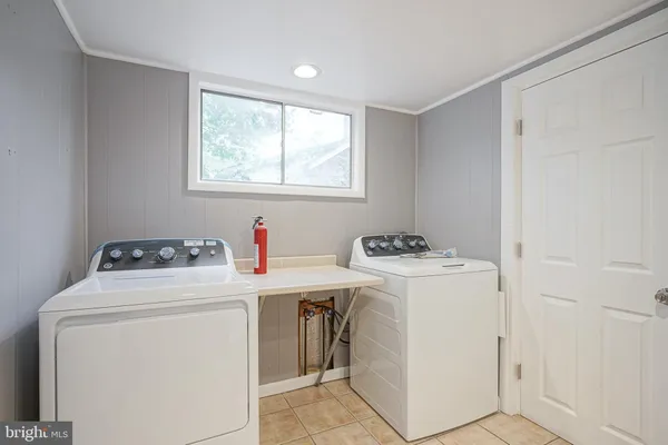 $2,750 | 719 Burlington Avenue, Delanco, NJ 08075