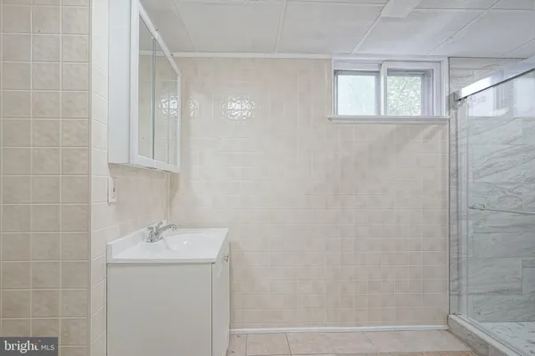 $2,750 | 719 Burlington Avenue, Delanco, NJ 08075