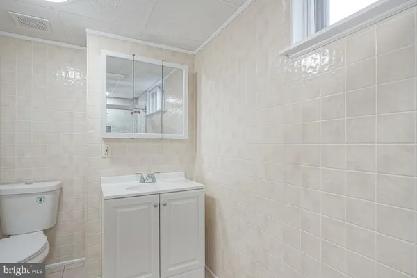 $2,750 | 719 Burlington Avenue, Delanco, NJ 08075