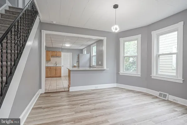 $2,750 | 719 Burlington Avenue, Delanco, NJ 08075