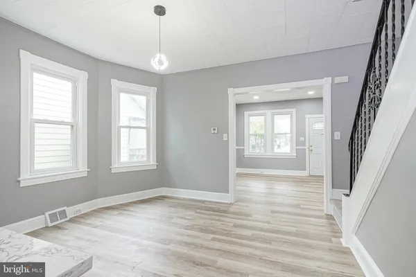 $2,750 | 719 Burlington Avenue, Delanco, NJ 08075