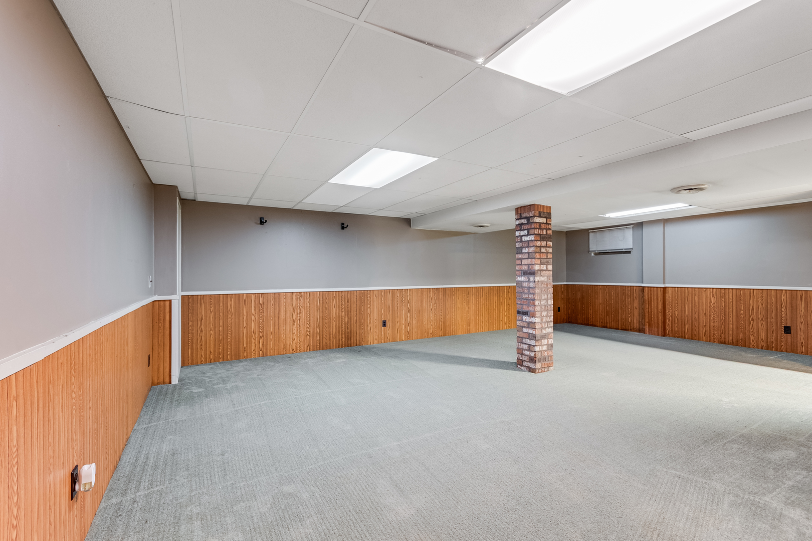 805 South Raven Road Shorewood, IL 60404 - Photo 12 of 27